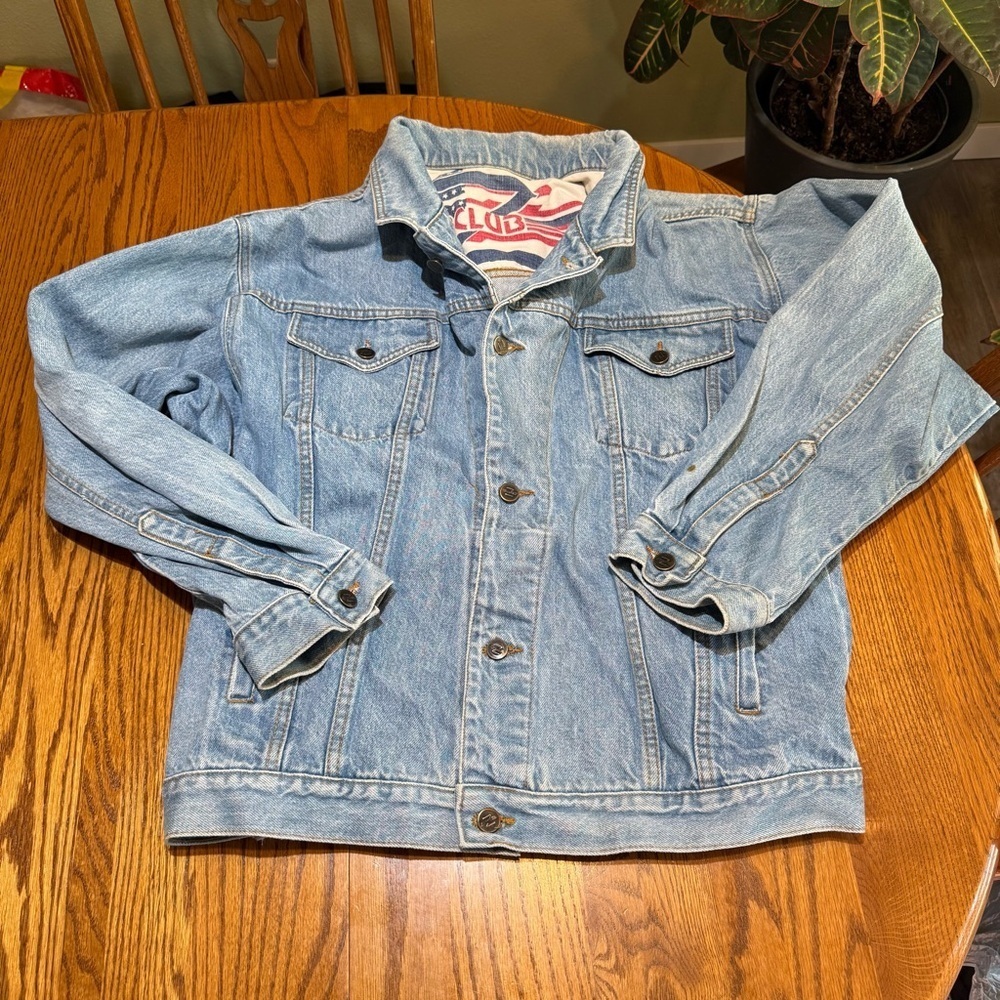 Club Z Vintage Denim Jean Jacket Size Medium